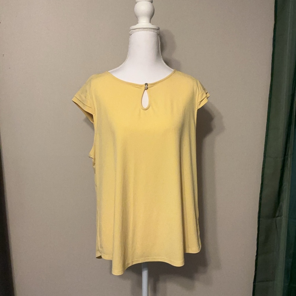 7th Avenue Yellow Top